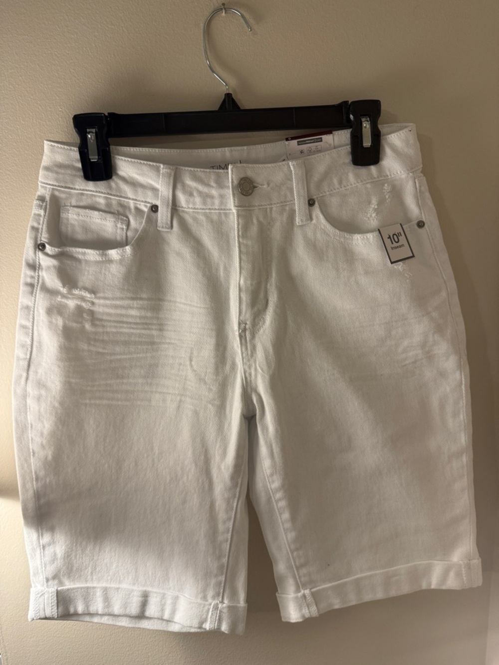 Time and Tru White Denim Bermuda Shorts with Back Pockets